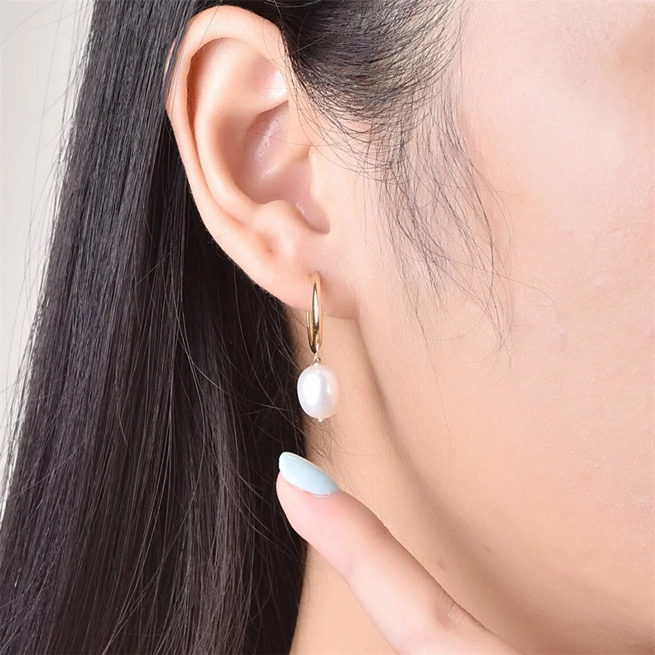 Lina Pearl Hoop Earrings